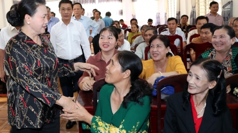 THỜI SỰ 12H TRƯA 29/11/2019: Chủ tịch Quốc hội Nguyễn Thị Kim Ngân tiếp xúc cử tri, báo cáo kết quả kỳ họp thứ 8 Quốc hội khóa XIV.
