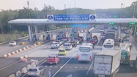 THỜI SỰ 12H TRƯA 24/11/2019: Bộ Giao thông vận tải xin lùi tiến độ dự án thu phí tự động không dừng (ETC).