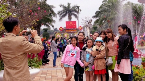 Du lịch nước ngoài trong những ngày Tết cổ truyền dân tộc gợi cho chúng ta nhiều suy nghĩ (30/12/2019)