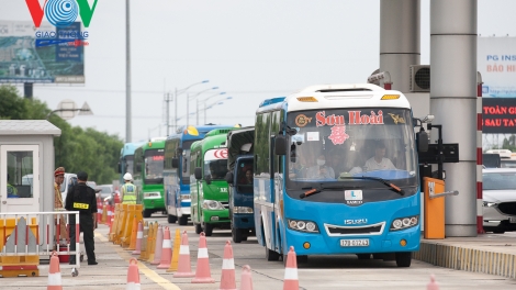 Dư luận lại lo ngại về nguy cơ mất an toàn đối với xe khách vào thời điểm cuối năm (4/12/2019)