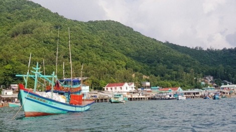Quyết liệt ngăn chặn tình trạng khai thác trái phép trên biển (16/12/2019)