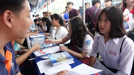Ngày 14/2 sẽ phát hành cẩm nang tuyển sinh đại học và cao đẳng năm 2019 (Thời sự trưa 12/2/2019)
