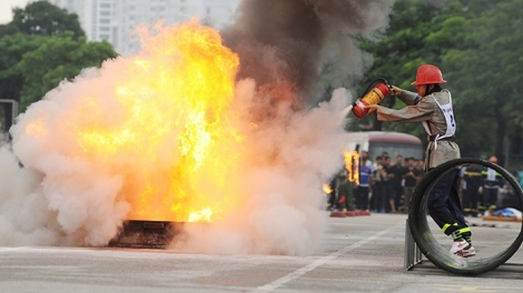 Nâng cao ý thức để hạn chế cháy, nổ xảy ra trong các lễ hội đầu Xuân (18/2/2019)