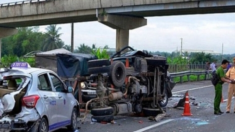Đã có 112 người chết vì tai nạn giao thông sau 6 ngày nghỉ Tết Nguyên đán (Thời sự chiều 7/2/2019)