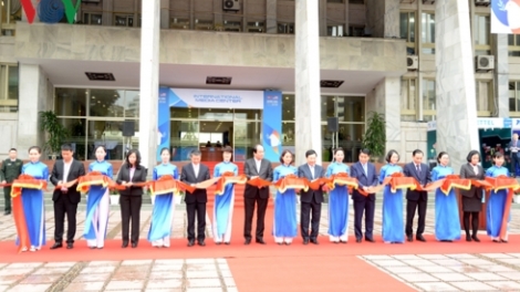Để chuẩn bị cho Hội nghị thượng đỉnh Hoa Kỳ - Triều Tiên lần thứ 2 vào tuần tới tại thủ đô Hà Nội, Trung tâm báo chí Quốc tế của hội nghị đã khánh thành chiều nay (Thời sự chiều 23/2/2019)