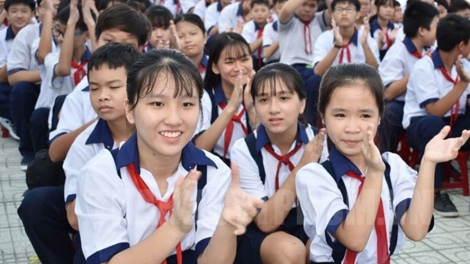 Thành phố Hồ Chí Minh sẽ bù hơn 150 tỷ đồng mỗi năm để giảm học phí bậc trung học cơ sở và mầm non. (Thời sự trưa 18/2/2019)