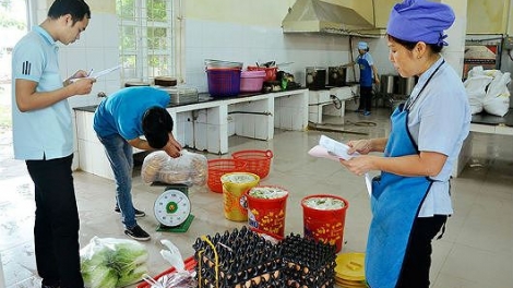 An toàn thực phẩm trong trường học sau việc trẻ mầm non ở Bắc Ninh dương tính với sán lợn (23/3/2019)
