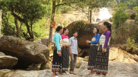 Thăm thác Ma Hao, nơi đồng bào Thái sinh sống và chuyển đổi nghề nghiệp theo hướng mới (30/3/2019)