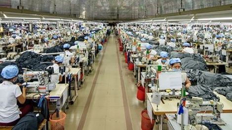 Công ty cổ phần Dệt may Huế bị xử phạt 60 triệu đồng vì phạm lỗi công bố thông tin (1/3/2019)