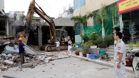Hà Nội xử lý cán bộ liên quan đến vi phạm trật tự xây dựng: Liệu có đang giơ cao đánh khẽ? (27/3/2019)