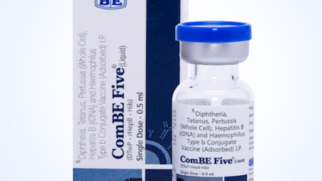 Bộ Y tế khẳng định không dừng vắc-xin ComBE Five, sau một loạt sự cố liên quan đến vắc-xin này (Thời sự trưa 4/3/2019)