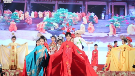 Câu chuyện về 150 siêu mẫu nhí tự tin sải bước trên sàn catwalk (8/4/2019)