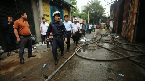 Vụ hỏa hoạn nghiêm trọng xảy ra sớm nay tại khu nhà xưởng ở phường Trung Văn, quận Nam Từ Liêm, thành phố Hà Nội: công tác phòng cháy, chữa cháy chưa được quan tâm đúng mức (12/4/2019)