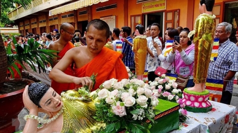 Thủ tướng Nguyễn Xuân Phúc làm việc với lãnh đạo các địa phương phía Nam nhân dịp dự mừng Tết cổ truyền Chol Chnam Thmay năm 2019 (Thời sự chiều 5/4/2019)