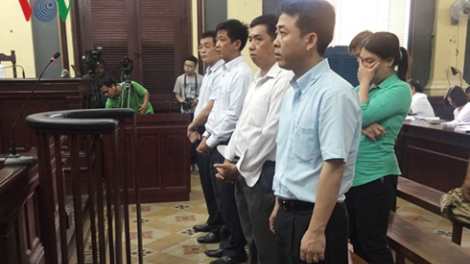 THỜI SỰ 12H TRƯA 10/5/2019: Vụ buôn bán thuốc giả của công ty VN Pharma: Công an vẫn không xác định được những ai nhận 14 tỷ tiền "bôi trơn" của doanh nghiệp để đưa thuốc giả vào bệnh viện.