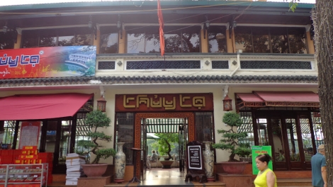 Kem Thủy Tạ "tan chảy thì giá cổ phiếu vẫn tăng (20/5/2019)