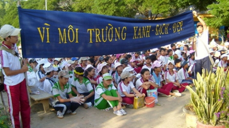 Nâng cao vai trò giám sát của người lao động trong việc bảo vệ môi trường tại các doanh nghiệp  (1/5/2019)