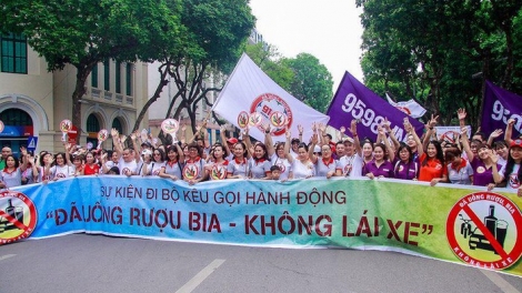 THỜI SỰ 18H CHIỀU 12/5/2019: Hàng ngàn người dân Thủ đô tham gia đi bộ kêu gọi hành động "Đã uống rượu bia - Không lái xe".