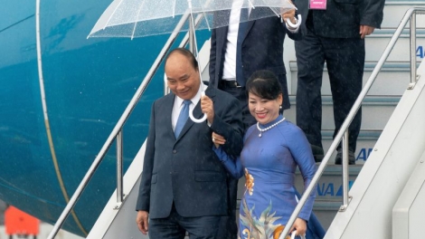THỜI SỰ 18H00 27/6/2019: Thủ tướng Nguyễn Xuân Phúc tới thành phố Osaka, bắt đầu tham dự Hội nghị Thượng đỉnh G20 và thăm Nhật Bản từ hôm nay đến ngày 1/7 tới, theo lời mời của Thủ tướng Shinzo Abe
