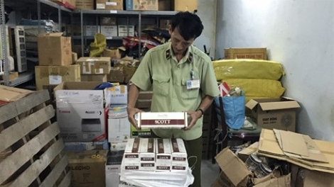 Bà Rịa- Vũng Tàu: Bắt giữ lượng lớn thuốc lá ngoại và nước tăng lực không hóa đơn chứng từ (11/6/2019)