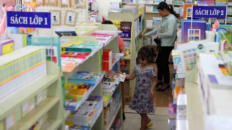 Xã hội hoá sách giáo khoa: Làm sao để không có tình trạng “loạn sách”? (11/6/2019)