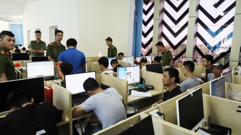 Khoảng trống pháp lý trong quản lý người nước ngoài ở nước ta, sau vụ triệt phá gần 400 đối tượng người Trung Quốc đánh bạc tại Hải Phòng (30/7/2019)