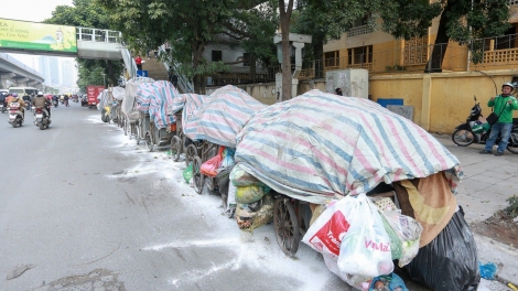 Vì sao người dân liên tục chặn xe chở rác vào bãi rác? (10/7/2019)