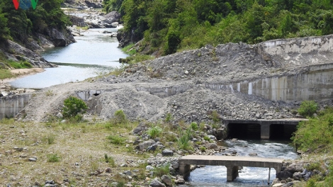 Hệ lụy sau phong trào làm thủy điện ở huyện nghèo Đăk Glei tỉnh Kon Tum (26/7/2019)