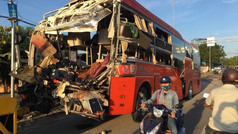 THỜI SỰ 12H TRƯA 21/8/2019: Xảy ra hai vụ tai nạn giao thông đặc biệt nghiêm trọng tại tỉnh Hòa Bình và Khánh Hòa khiến hàng chục người thương vong.