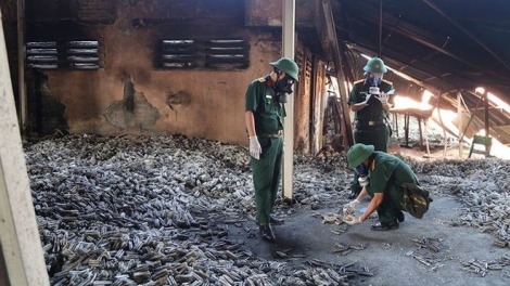 THỜI SỰ 12H TRƯA 9/9/2019: Ủy ban Quốc gia ứng phó sự cố thiên tai và tìm kiếm cứu nạn đề nghị Hà Nội nhanh chóng xử lý môi trường sau cháy tại Công ty Rạng Đông và có báo cáo trước 16 giờ hôm nay.