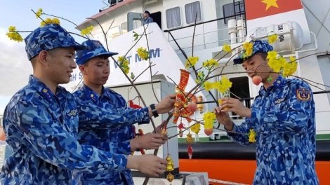 Đón Tết trên biển tại tàu cảnh sát biển 9004 (17/1/2020)