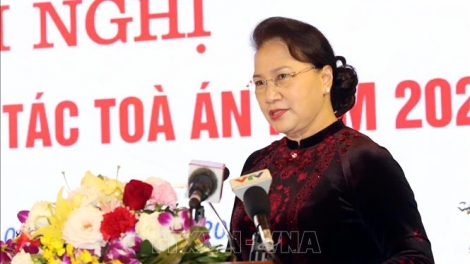 THỜI SỰ 12H TRƯA 6/1/2020: Dự hội nghị triển khai công tác tòa án năm 2020, Chủ tịch Quốc hội Nguyễn Thị Kim Ngân yêu cầu ngành xét xử với tinh thần “rõ đến đâu, xử đến đó, không có vùng cấm, không có ngoại lệ”.