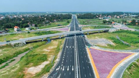 Gỡ nút thắt trong giải phóng mặt bằng ở cao tốc Bắc Nam (8/10/2020)