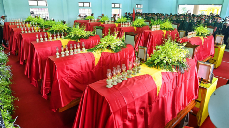 Lễ viếng, truy điệu và tiễn đưa 13 Liệt sĩ về nơi an nghỉ cuối cùng (18/10/2020)