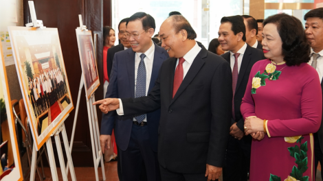 THỜI SỰ 12H TRƯA 3/10/2020: Thủ tướng Nguyễn Xuân Phúc, Chủ tịch Hội đồng Thi đua Khen thưởng Trung ương, dự Đại hội Thi đua yêu nước Thành phố Hà Nội giai đoạn 2020-2025