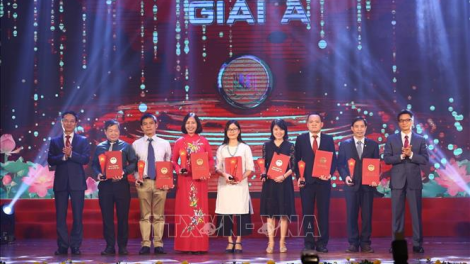 THỜI SỰ 6H SÁNG 10/10/2020: 27 cuốn sách, bộ sách được trao Giải thưởng Sách Quốc gia lần thứ 3
