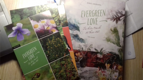 Cuốn tiểu thuyết “Evergreen Love – Từ điển tranh về thực vật” của nữ tác giả người Nhật Bản Hiro Arikawai (21/10/2020)