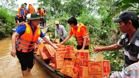 THỜI SỰ 21H30 ĐÊM 23/10/2020: Thủ tướng Nguyễn Xuân Phúc chỉ đạo xây dựng Nghị định mới thay thế Nghị định 64 về vận động, quyên góp hỗ trợ người chịu thiệt hại do thiên tai, dịch bệnh.