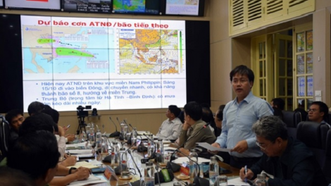 Ứng phó bão số 7: Đảm bảo an toàn các hồ chứa và tuyến đê biển xung yếu (14/10/2020)