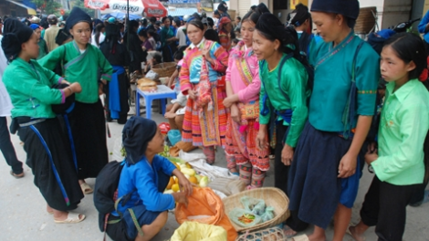 Phát triển thương mại miền núi, vùng sâu, vùng xa, biên giới khu vực Tây Bắc (24/11/2020)