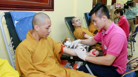 Hiến máu cứu người - Hành Bồ tát đạo (06/11/2020)