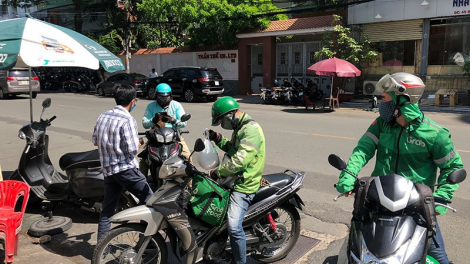 Tăng thuế xe công nghệ: Ai là người phải gánh? (8/12/2020)