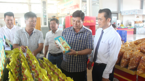Sóc Trăng: Trên 90% người tiêu dùng ưa chuộng hàng Việt (25/12/2020)