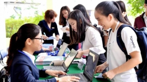 Tư vấn các ngành nghề doanh nghiệp tuyển dụng ngay từ đầu vào ở các trường (14/2/2020)