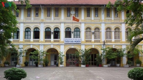 Người dân nói gì về kiến nghị nghỉ học hết tháng 3 của UBND TP.HCM? (21/2/2020)
