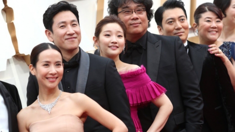 Bộ phim "Ký sinh trùng” làm nên lịch sử Oscar khi giành giải Phim hay nhất (10/2/2020)