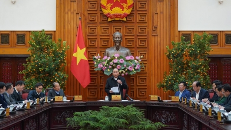 THỜI SỰ 18H00 CHIỀU 4/2/2020: Thủ tướng Nguyễn Xuân Phúc chủ trì buổi làm việc của Thường trực Chính phủ với lãnh đạo Ban Chỉ đạo Quốc gia phòng, chống dịch bệnh viêm đường hô hấp cấp và các bộ, ngành về kết quả công tác phòng, chống dịch bệnh do chủng mới của virus corona gây ra