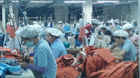 THỜI SỰ 12H TRƯA 11/3/2020: Các doanh nghiệp nhỏ và siêu nhỏ; cá nhân, hộ gia đình sản xuất kinh doanh bị ảnh hưởng của dịch Covid-19 có thể chậm nộp thuế và tiền thuê đất.