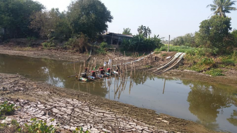 Tiền Giang: Đưa nước mặn vào kênh trục để giảm ô nhiễm môi trường tại Thị xã Gò Công (30/3/2020)