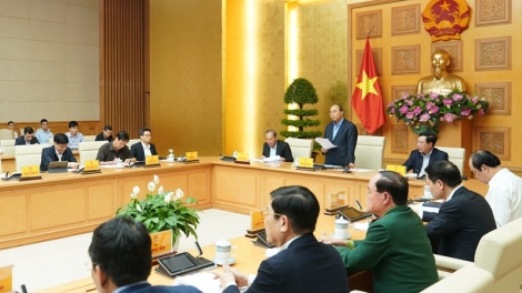 THỜI SỰ 18H CHIỀU 2/3/2020: Thủ tướng Nguyễn Xuân Phúc yêu cầu có biện pháp mạnh mẽ hơn chống dịch COVID-19 và không để các khu cách ly bị quá tải